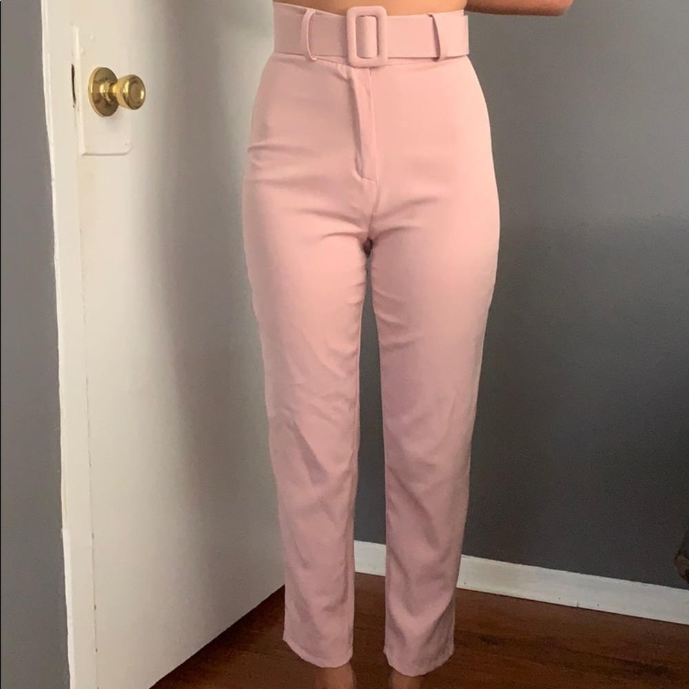 Pink trousers. - Picture 3 of 5